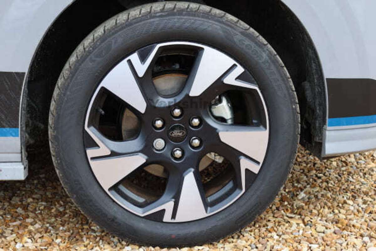 This is the Transit Custom 320 L1H1 232PS PHEV Sport Van vehicle.